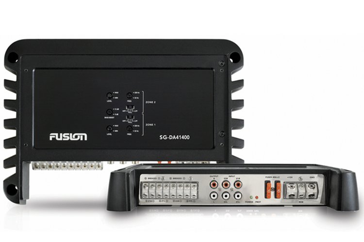 Fusion 4-Channel 1400W Marine Amplifier 150 Watts RMS x 4 Class-D c