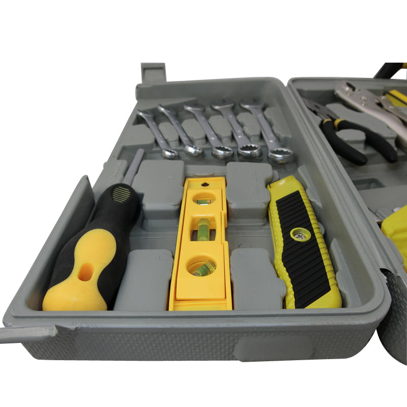 Tool Kit Deluxe 125 Piece Kit Sockets Wrenches Screwdrivers Bits TK125