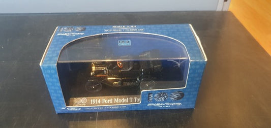 1:43 Ford 1914 Ford Model T Touring Car Ford's 100th Year