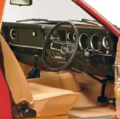 1:18 Classic Carlectables 1977 Ford XC Falcon Sundowner Van 18792
