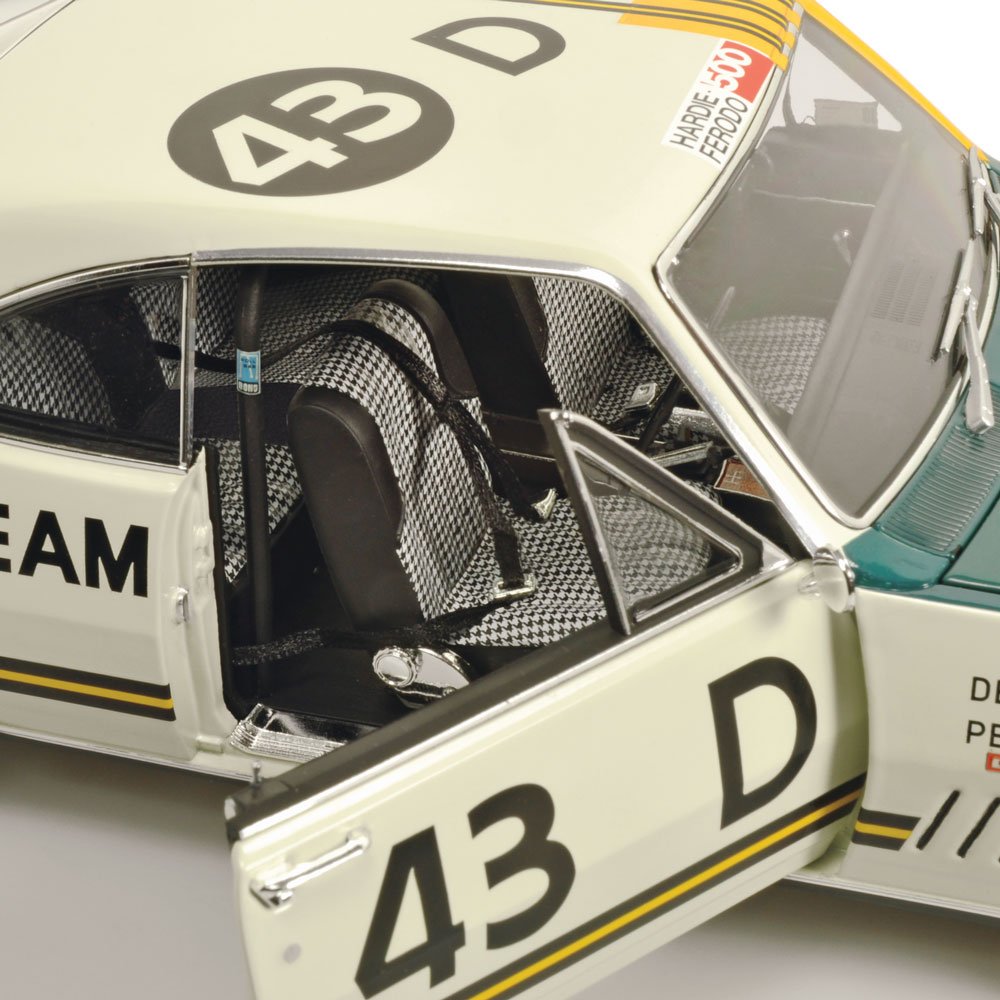 1:18 Classic Carlectables Holden HT Monaro GTS350 1969 Bathurst 18835