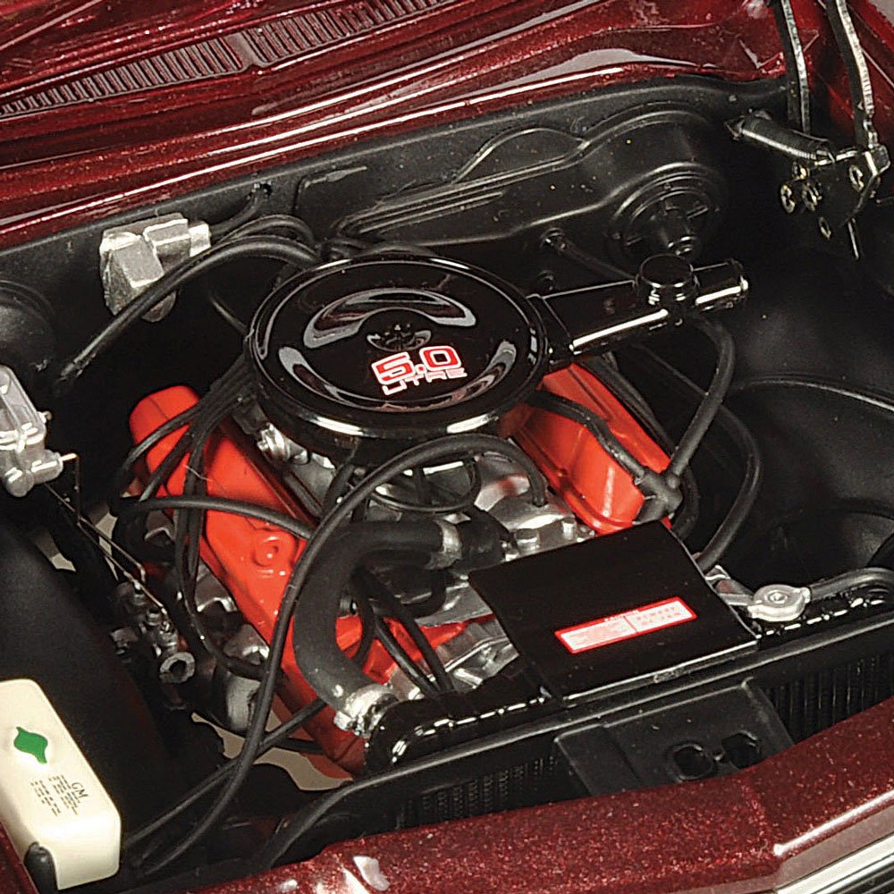 1:18 Holden HJ Monaro GTS Claret Metallic Classic Carlectables 18841