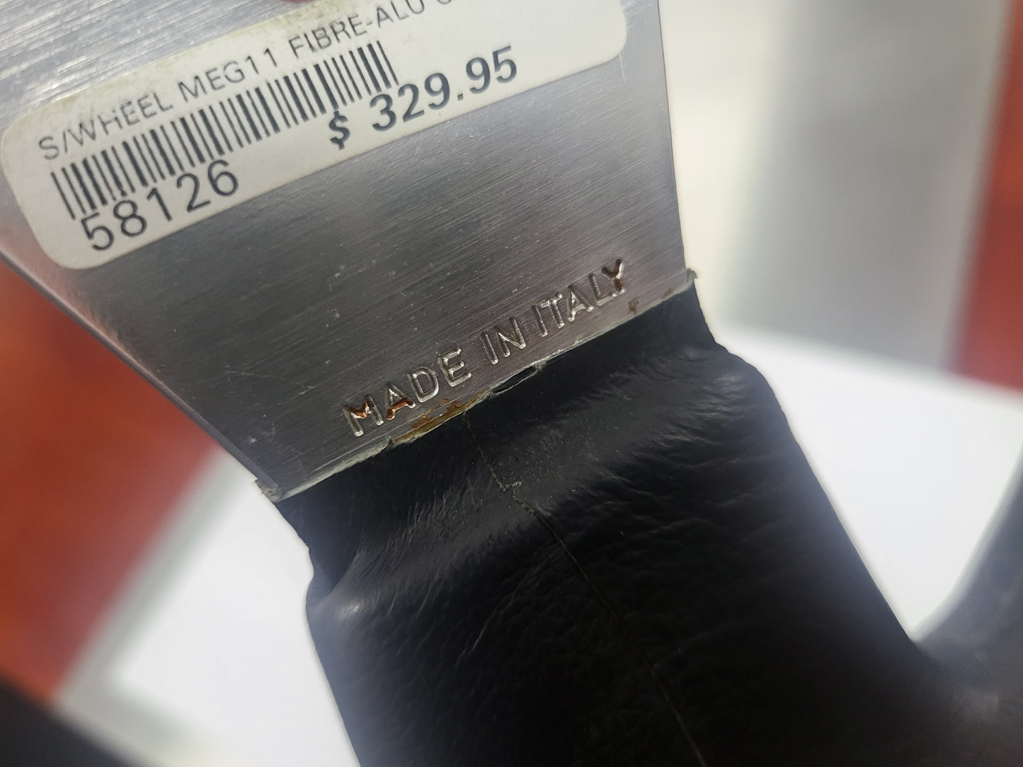 Isotta Leather Steering Wheel Meg 2 Black Silver