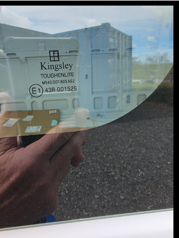 Kingsley Fixed Window Front Right suits Iveco Eco Daily ZF 6/2015-On 01V02FRC