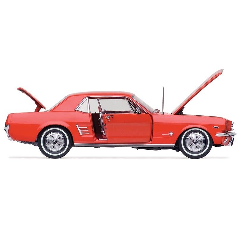 1:18 Classic Carlectables Ford Mustang Pony 1966 Signal Flare Red 18804
