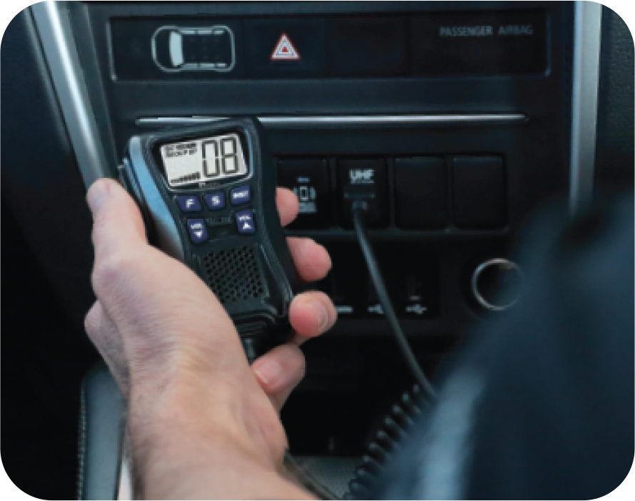 Aerpro 5W Ultra Compact Hideaway UHF CB Radio & Hideaway UHF CB pack AP477HPK