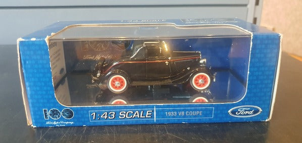 1:43 Ford 1933 V8 Sports Coupe  Maroon  Ford's 100th Year 43540